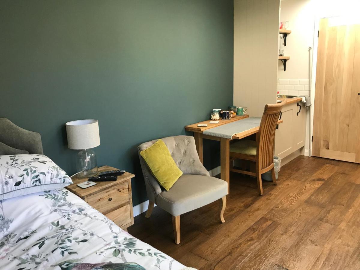 Corner House Luxury Bnb Little Dunmow Exteriér fotografie