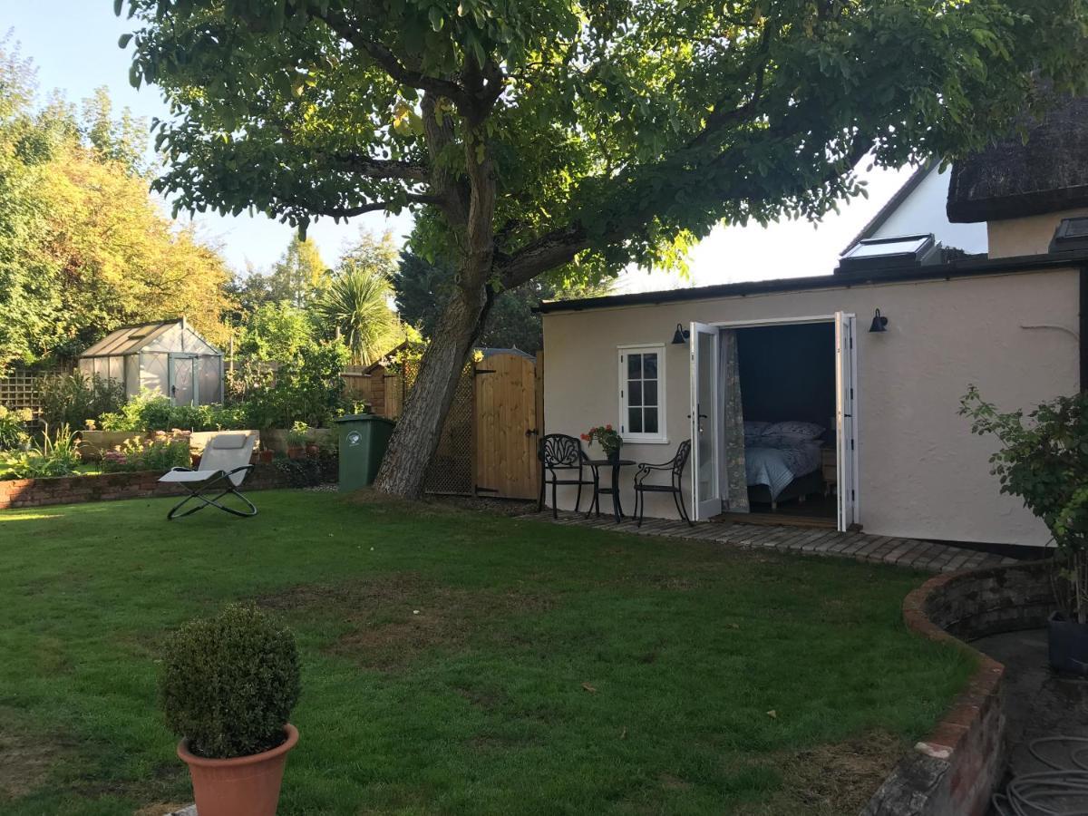 Corner House Luxury Bnb Little Dunmow Exteriér fotografie