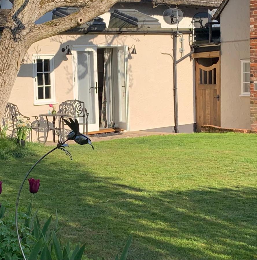 Corner House Luxury Bnb Little Dunmow Exteriér fotografie